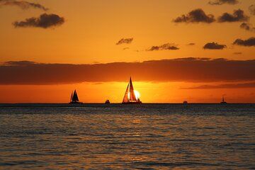 Private Sunset Sail Waikiki