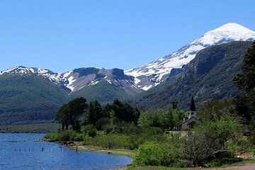 Lake Huechulafquen and Lanin Volcano Day Trip