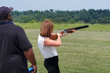 Full-Day Lexington Farm Tour with Clay Pigeon Shooting