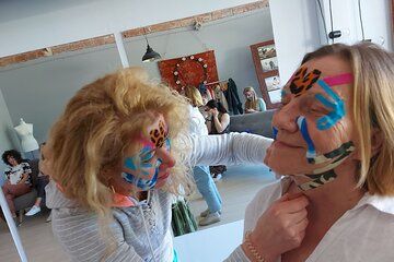 Face-lifting and Taping 3-Hour Activity in Poland