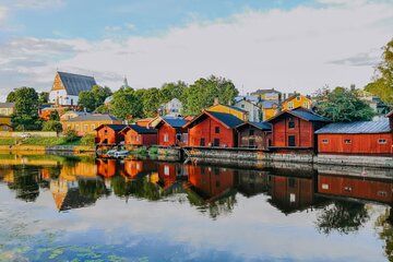 Romance in Porvoo - Private Walking Tour