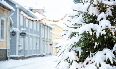 Porvoo's Christmas Magic and Traditions Private Tour