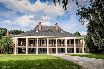 Half Day Tour at Destrehan Plantation & Airboat Combo