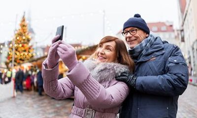 Spectacular Christmas Private Walking Tour in Viljandi