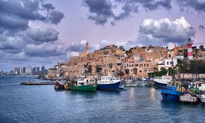 Tel Aviv : Private Walking Tour With A Guide (Private tour)