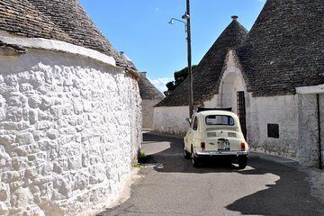 Private and Guided Tour with Vintage Fiat in Ostuni and Cisternino