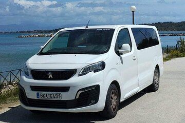 Corfu: Private Airport Transfer with Minivan