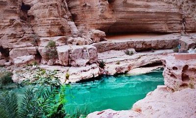 Muscat to Wadi Shab and Bimmah Sinkhole Day Tour