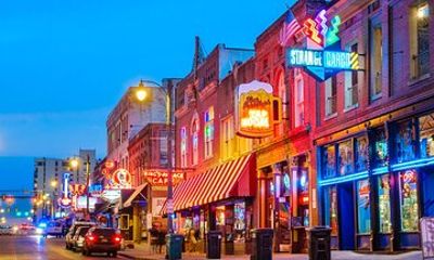 Memphis Private Custom Walking Tour with a Local Guide