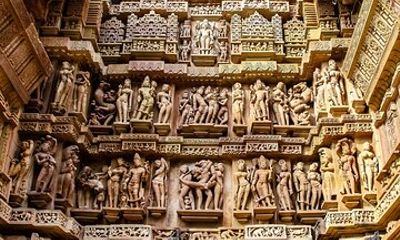A Trip of Khajuraho, Orchha, Gwalior, Jhansi from Delhi in 5 Day