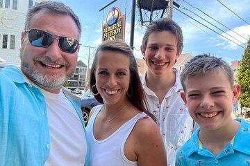 Peoria Prowl Scavenger Hunt