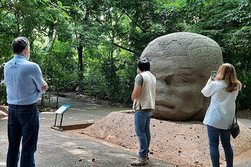 Guided Tour by the Olmec Stone Men