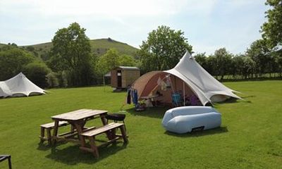 UK Camping Experience for Japanese People
