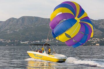 Parasailing in Cavtat