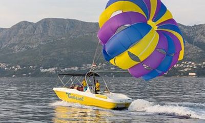 Parasailing in Cavtat