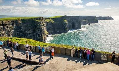 Private Cliffs of Moher Tour Small Group from Ennis, Shannon