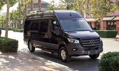 Private Transfer Paraty to GIG or SDU Airport by Minibus