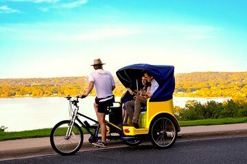 Grandview Drive Postcard Tour Experience