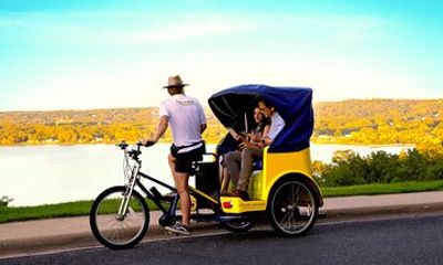 Grandview Drive Postcard Tour Experience