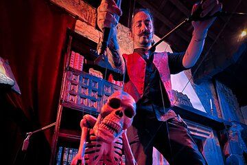 Immersive visit to the Velarde Palace Museum