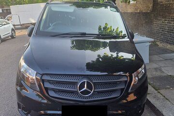 Round Trip Taxi Transfer - Luton Airport To & From London