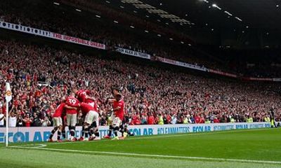 Manchester United Soccer Match VIP Ticket 2024/25