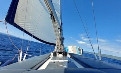 6 Hours Tour to Delos and Rhenia Islands with Sailing Yacht