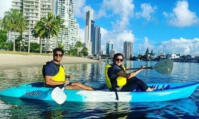 Gold Coast Surfers Paradise Kayak Tour to Macintosh Island