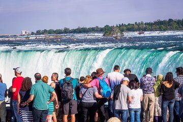 Niagara Falls One-Day Discovery Private Tour from Toronto
