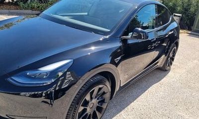 Private Mercedes EQV Transfer Marseille Airport City Port