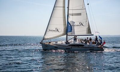 Sopot Yacht Cruise Around the Bay with Welcome Drink