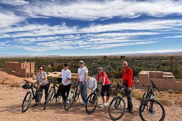 guided tour of the Skoura palm grove by mountain bike