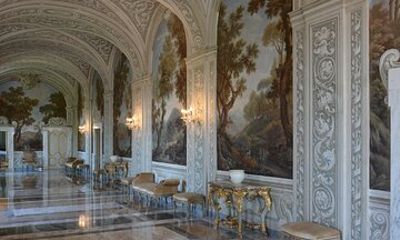 Castel Gandolfo: Papal Apartments and Secret Garden Entry Ticket