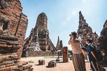 Wat Chaiwatthanaram Ayutthaya Private Car Tour