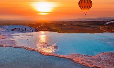 Pamukkale Hot Air Balloon Experience Including Pickup