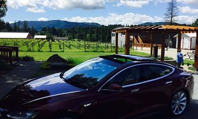 Cowichan Valley Premium Wine Tour