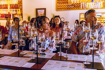 PRIVATE All-Inclusive Full-Day 4 Winery Tour in Temecula Valley