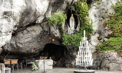 Half Day Private Tour of Lourdes
