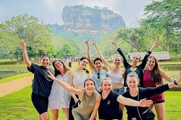 Private transfer within Sri Lanka from bentota