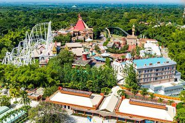 Private Transfer from Antigua Guatemala to Xetulul Theme Park REU