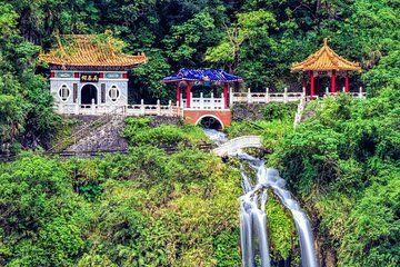 Taroko, Qingshui Cliff, Xincheng Old Street & Qixingtan | Hualien