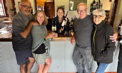 Barossa & Maggie Beers Farm (4 wine Tastings & Lunch included)