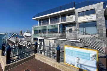 Half Day Tour to Robben Island with Reserved Tickets