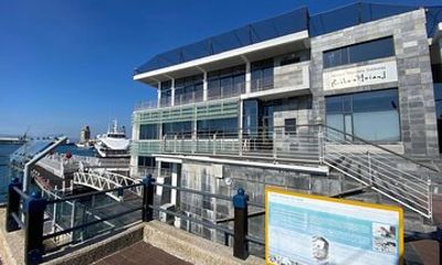 Half Day Tour to Robben Island with Reserved Tickets
