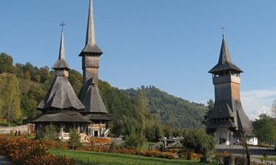 Maramures Day Tour (trip start in Bucovina, end in Sighetu M.)