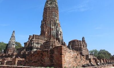 Ayutthay Three Temple Tour and Hertiage Cruise Experience