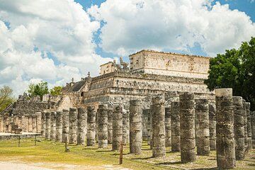 Ticket with Skip-the-Line Access to Chichen Itza plus Cenote