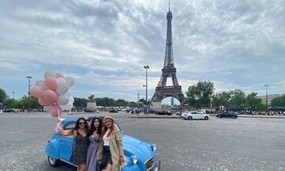 Discover Paris in Style Aboard a Classic French Vintage Car!