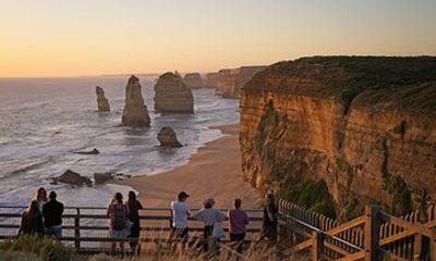 Great Ocean Road Classic Tour 10 Stops & London Bridge Sunset