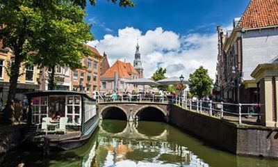90 minutes self guided walking tour with puzzles in Alkmaar